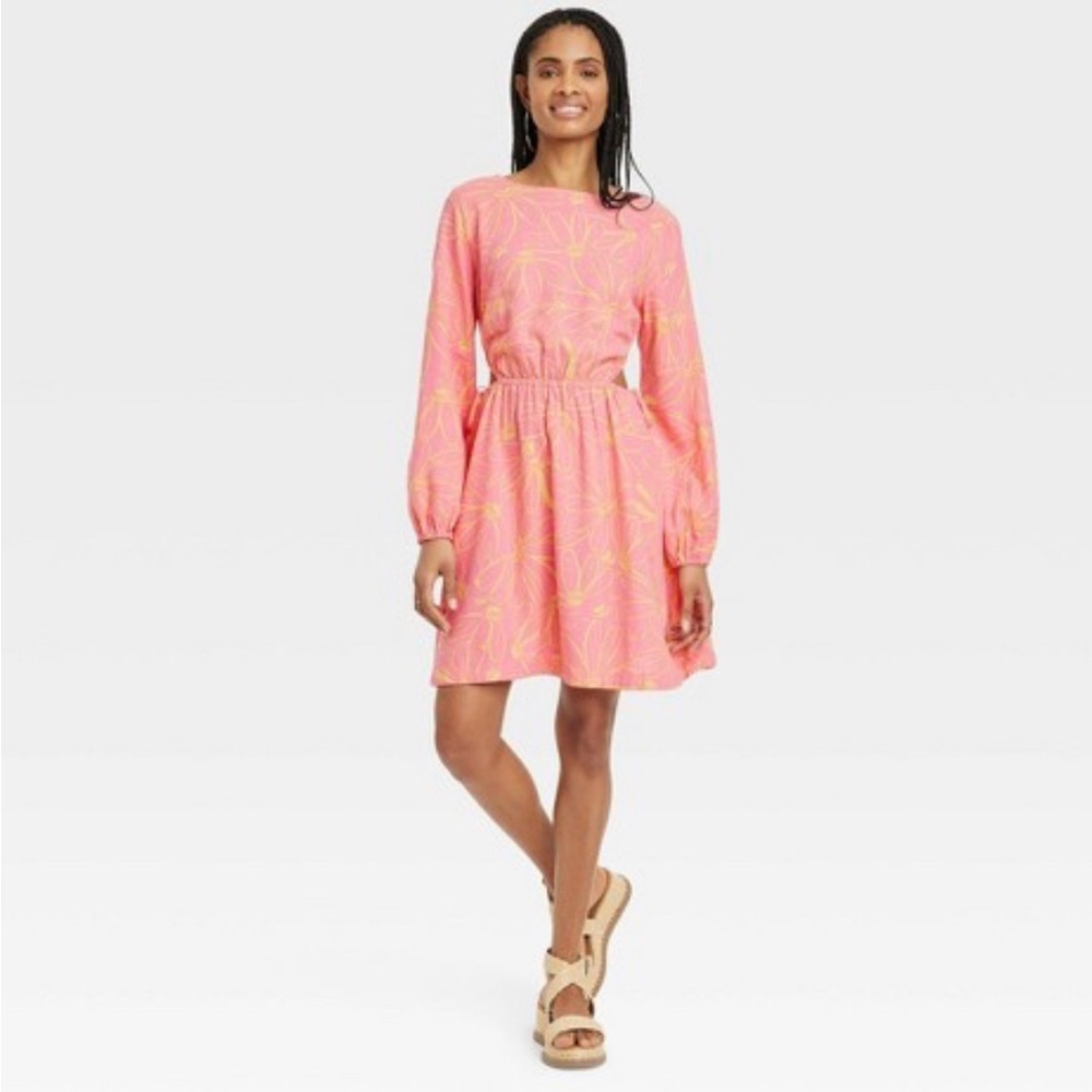 Woman’s Long Sleeve A-Line Mini Dress-UNIVERSAL THREADS Pink Floral Size S